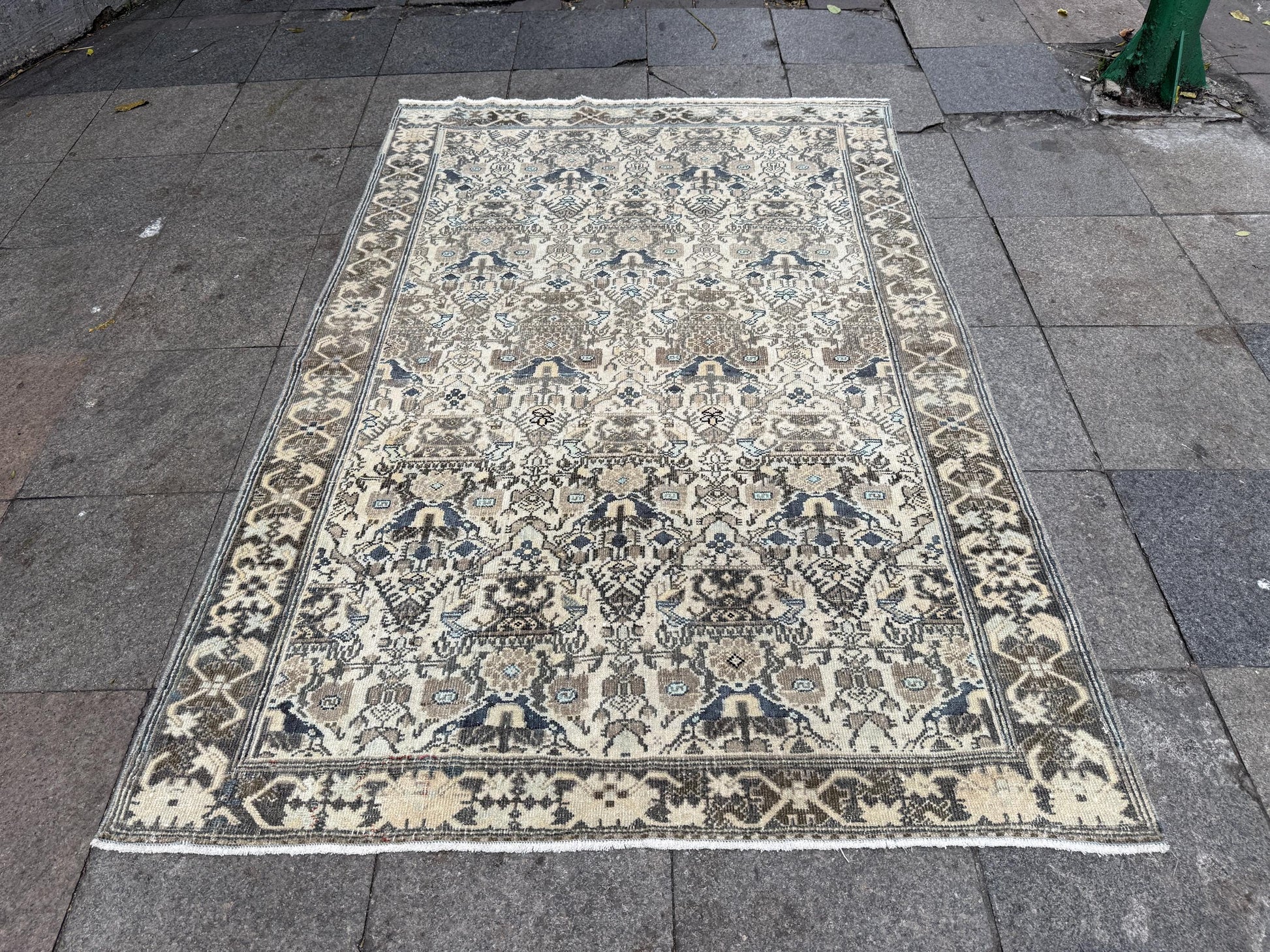 4'8"x6'9" feet  Vintage Turkish Anatolian Rug,Beige Color Rug,65