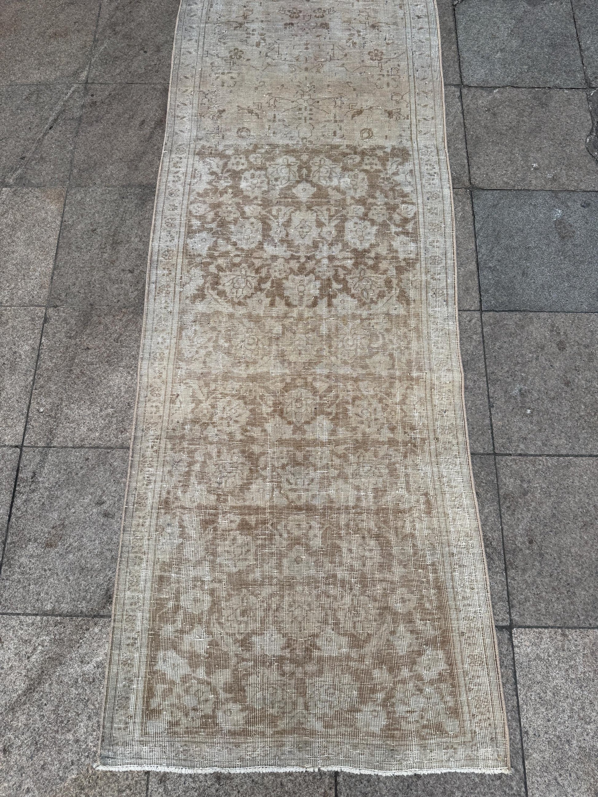 2'10"x12'5" feet Vintage Turkish Anatolian Rug Runner ,Beige Color Rug,108