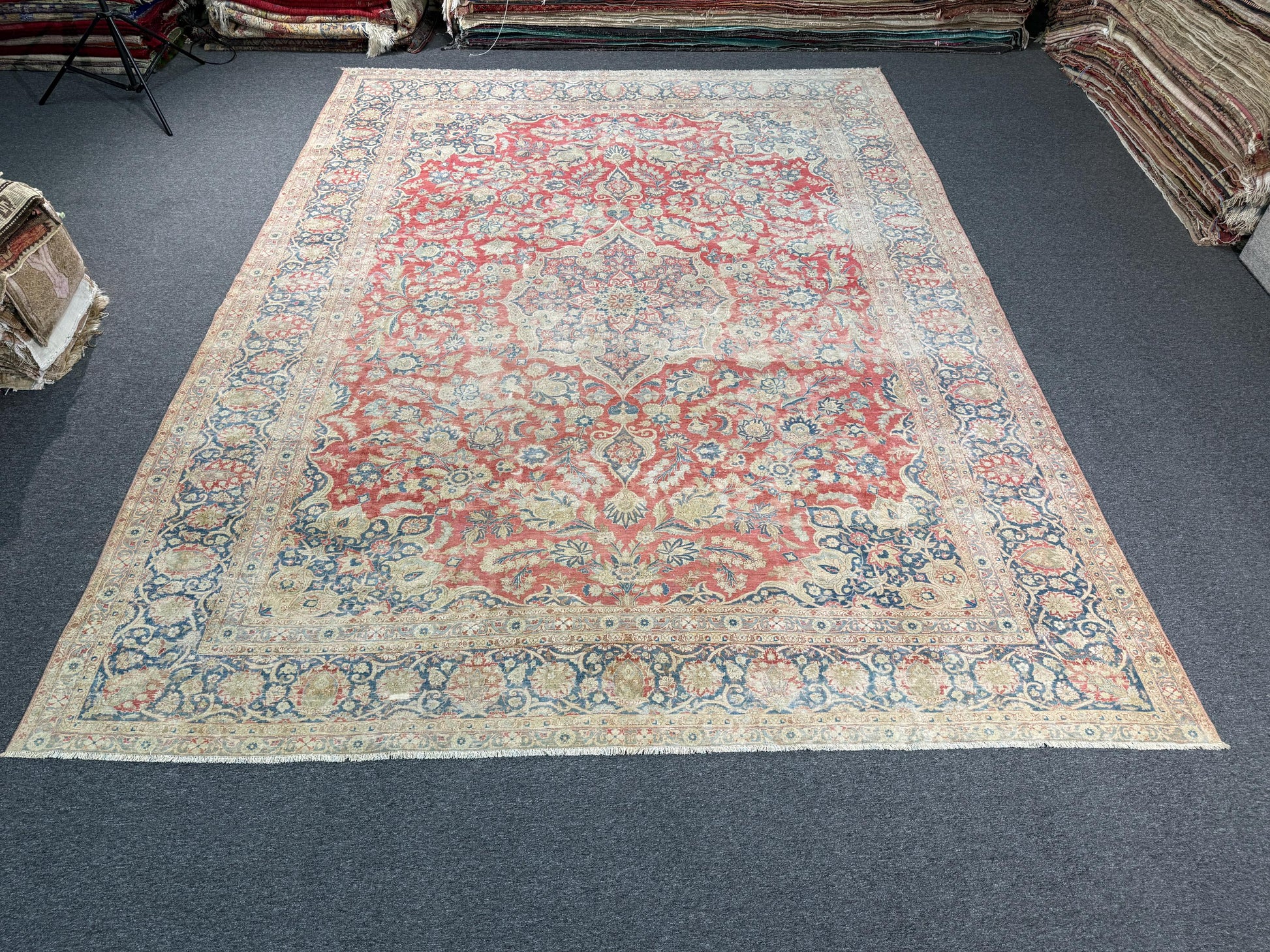 10'6"x13'9" feet Vintage Turkish Anatolian Rug,Red Color Rug,116