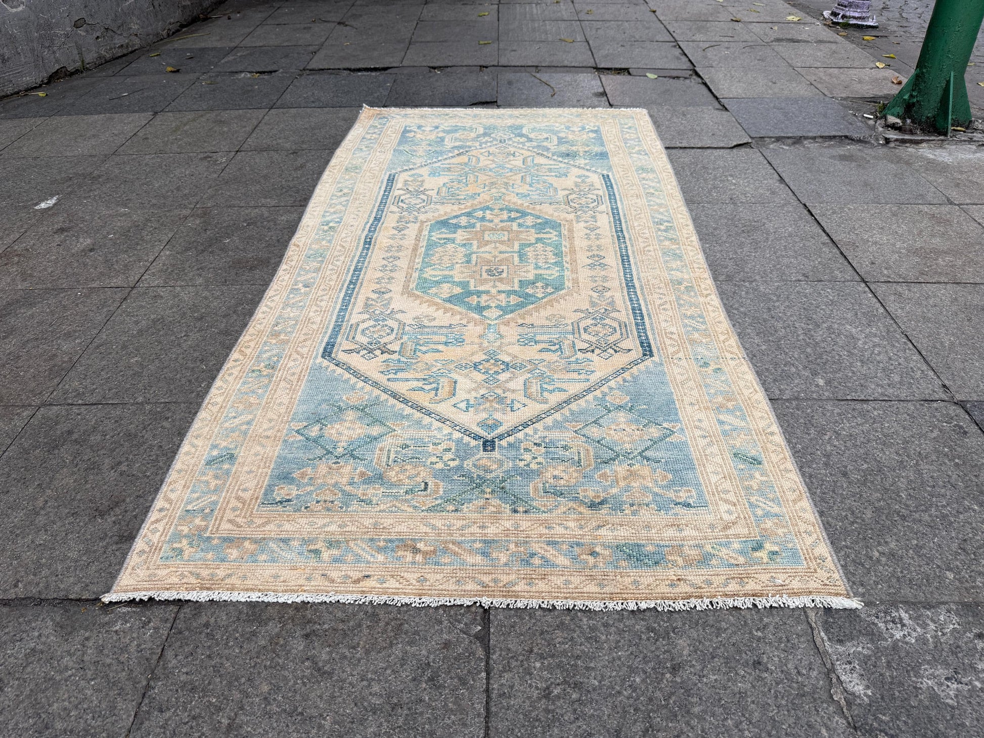 3'3"x6'5" feet Vintage Turkish Anatolian Rug,Beige Color Rug,122