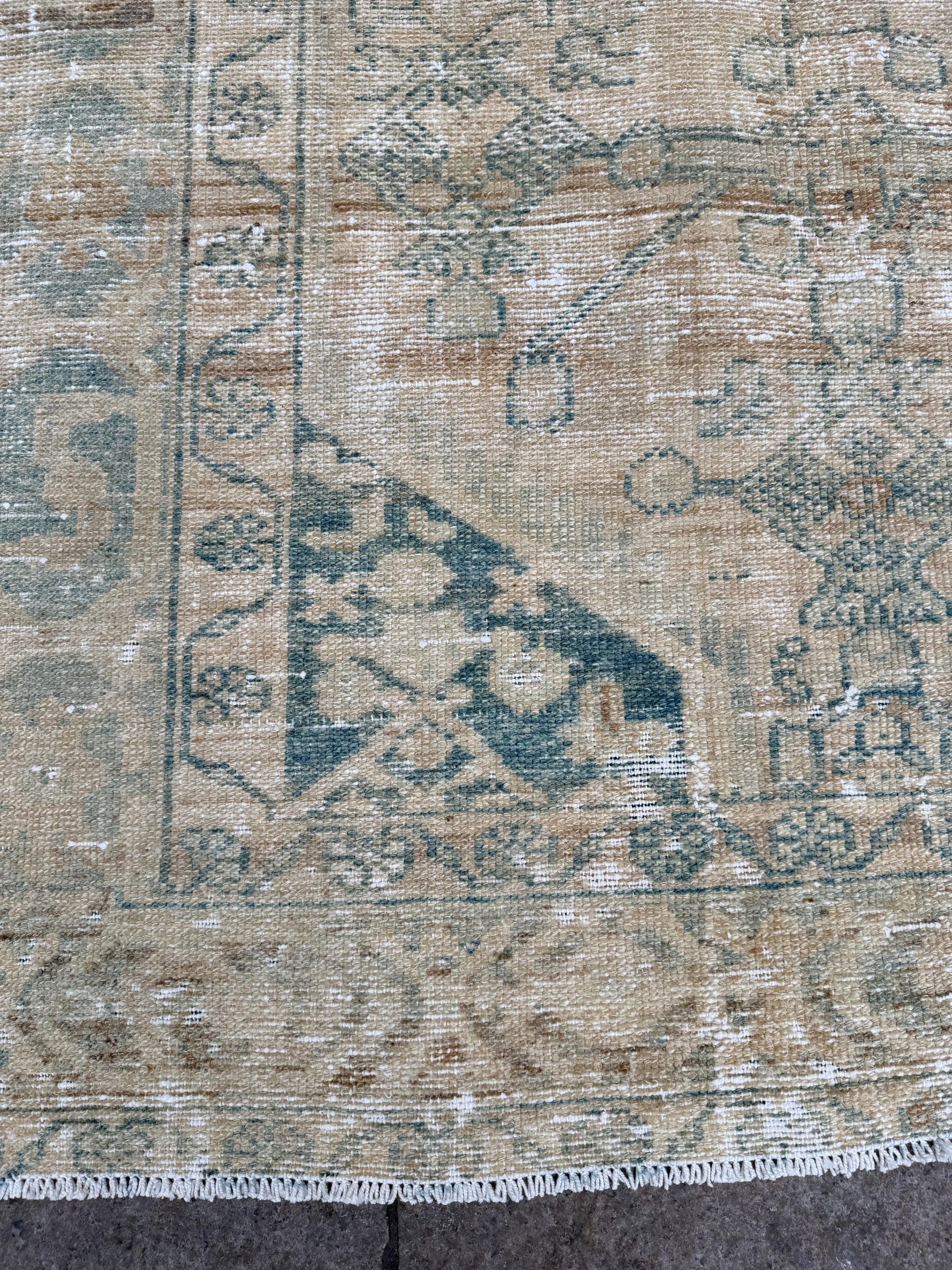 4'4"x6'11" feet Vintage Turkish Anatolian Rug,beige Floral Rug,130