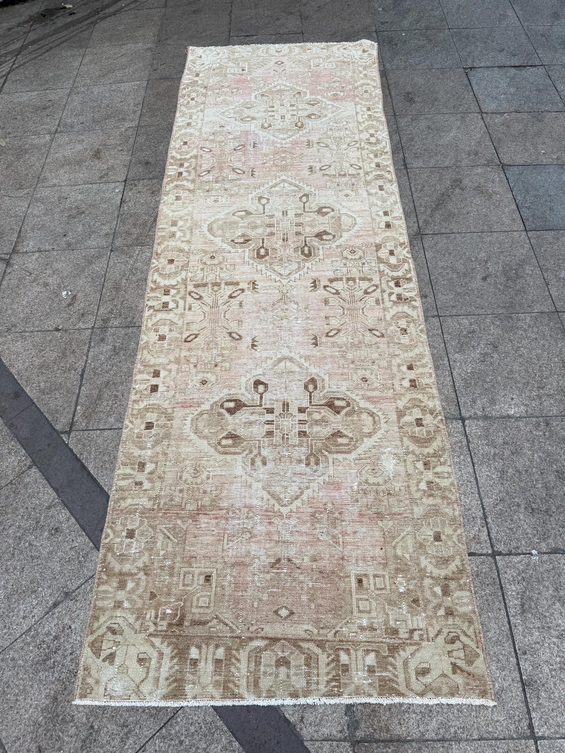 3'3"x10' feet Vintage Anatolian Wool Runner Rug,Geometric Decoritive Pink Rug ,502